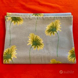 COPRILETTO MATRIM.COTONE AZZURRO FIORI GIALLI