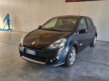 Renault Clio 1.2 16V 5 porte Dynamique