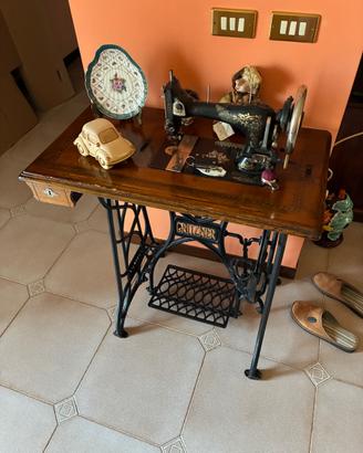 Macchina da cucire vintage