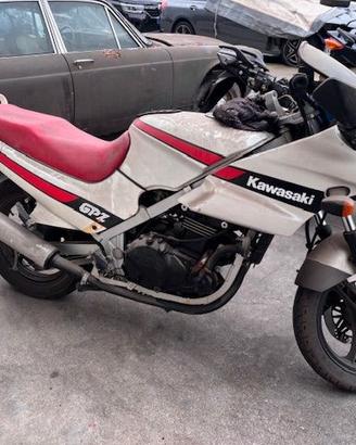 Stock di moto per ricambi o complete