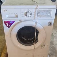 Lavatrice LG Direct drive 7 kg