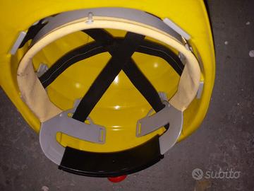 Casco da lavoro nuovo