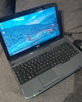 NOTEBOOK ACER DA 16 POLLICI,CON BATTERIA NUOVA.