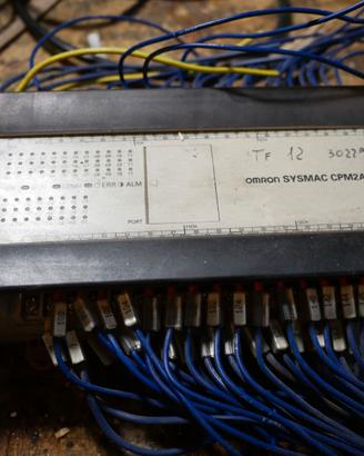 cpu scheda ingressi uscita plc omron sysmac CPM 2A