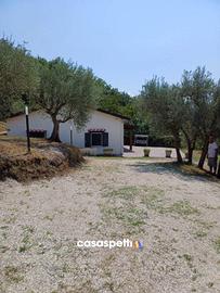 Casa indipendente di 110 m² con 3 locali a Muro Lu