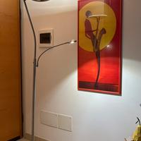 Lampada a piantana doppia a LED