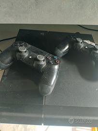 Ps4 con 2 joystick...senza scatolo