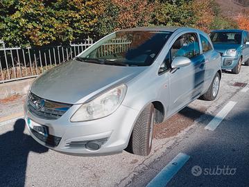 Opel Corsa 1.2 3 porte Easytronic Sport