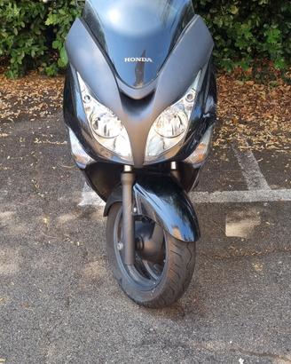 Honda SW-T 400 2010