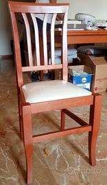 Sedie in legno di ciliegio 