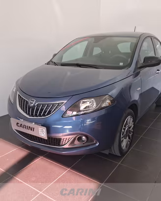 Lancia Ypsilon 1.0 firefly hybrid silver s&s 70cv