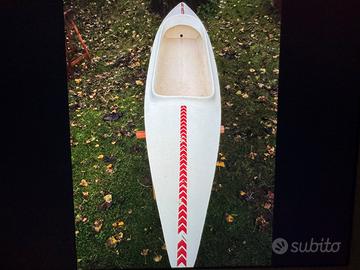 Canoa in vetro resina