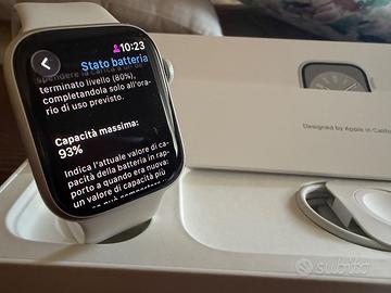 Apple Watch Serie 8 - Alluminium  -  45mm - GPS