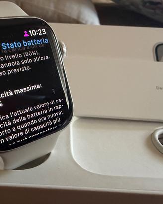 Apple Watch Serie 8 - Alluminium  -  45mm - GPS