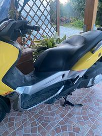 Yamaha 250 TMax 
