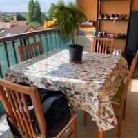 Tavolo da terrazzo o giardino