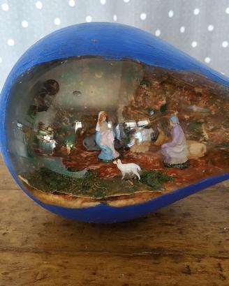 Presepe in lampada grande