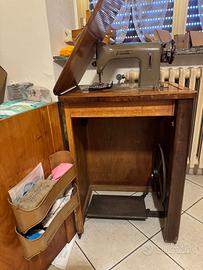 Macchina da cucire da collezione