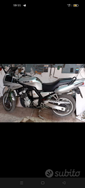 Moto Yamaha Fazer 600