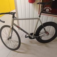bici da pista 