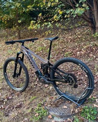 ebike PIVOT SHUTTLE AM 2026 Bosch Race Gen 5 tg L