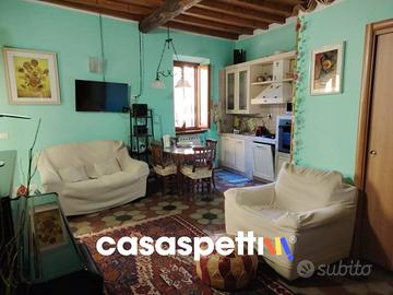 Appartamento di 65 m² con 3 locali e box auto a Mo