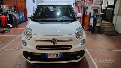 Fiat 500 L.   urban