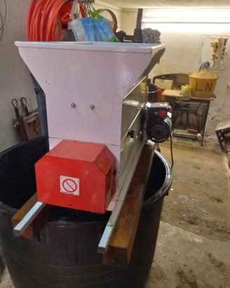 Pigia-Diraspatrice elettrica