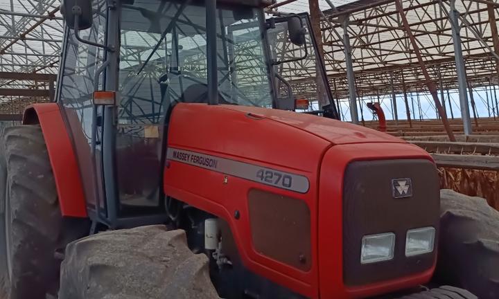 Trattore massey ferguson 4270 110 cv
