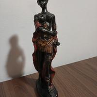 statuetta guerriera 