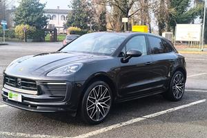 PORSCHE Macan 2.0 T