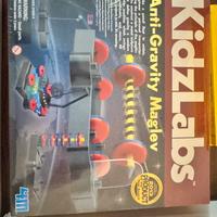 Gioco per bambini/ costruzioni