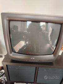 televisore crt LG 20 retrogame