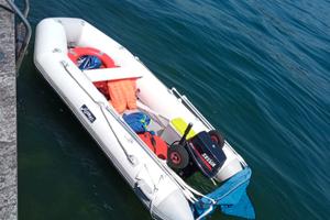 Gommone Arimar 3.40 con dotazioni di bordo