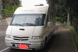 Camper Motorhome Mobilvetta Eutoyacht 100