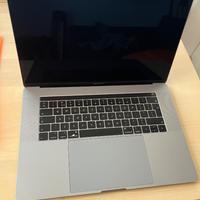 MacBook Pro 15" 2018 i7 16GB RAM SSD – funzionante