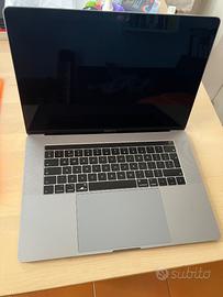 MacBook Pro 15" 2018 i7 16GB RAM SSD – funzionante