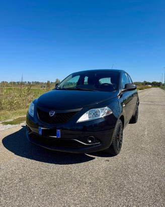 LANCIA Ypsilon Gold 1.2  69 CV