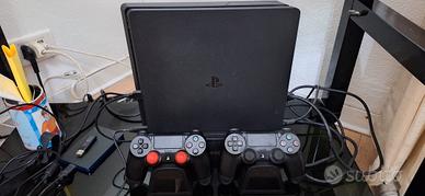  Ps4 slim. 