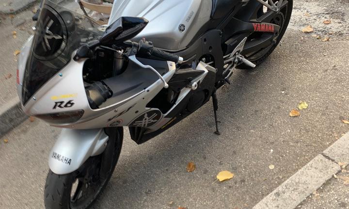 Yamaha YZF R6 - 2003