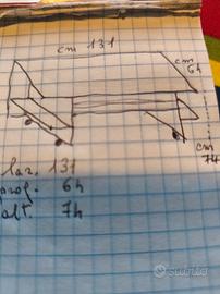 SCRIVANIA PER COMPUTER MAI USATA