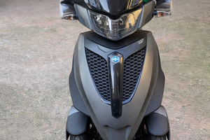 Piaggio MP3 300