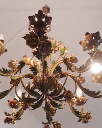LAMPADARIO in ferro con roselline in ceramica