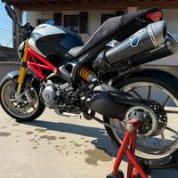 Ducati Monster 1100S “Carbonio & Termignoni”
