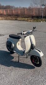 Vespa 50 Special