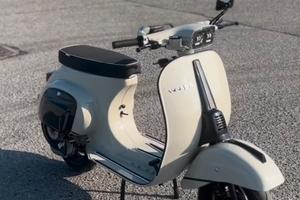 Vespa 50 Special