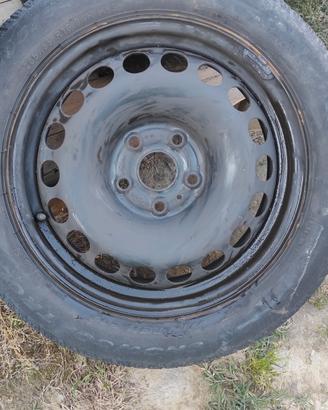 cerchi più gomme usate 10€ l'una 