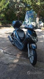 Piaggio Beverly 400