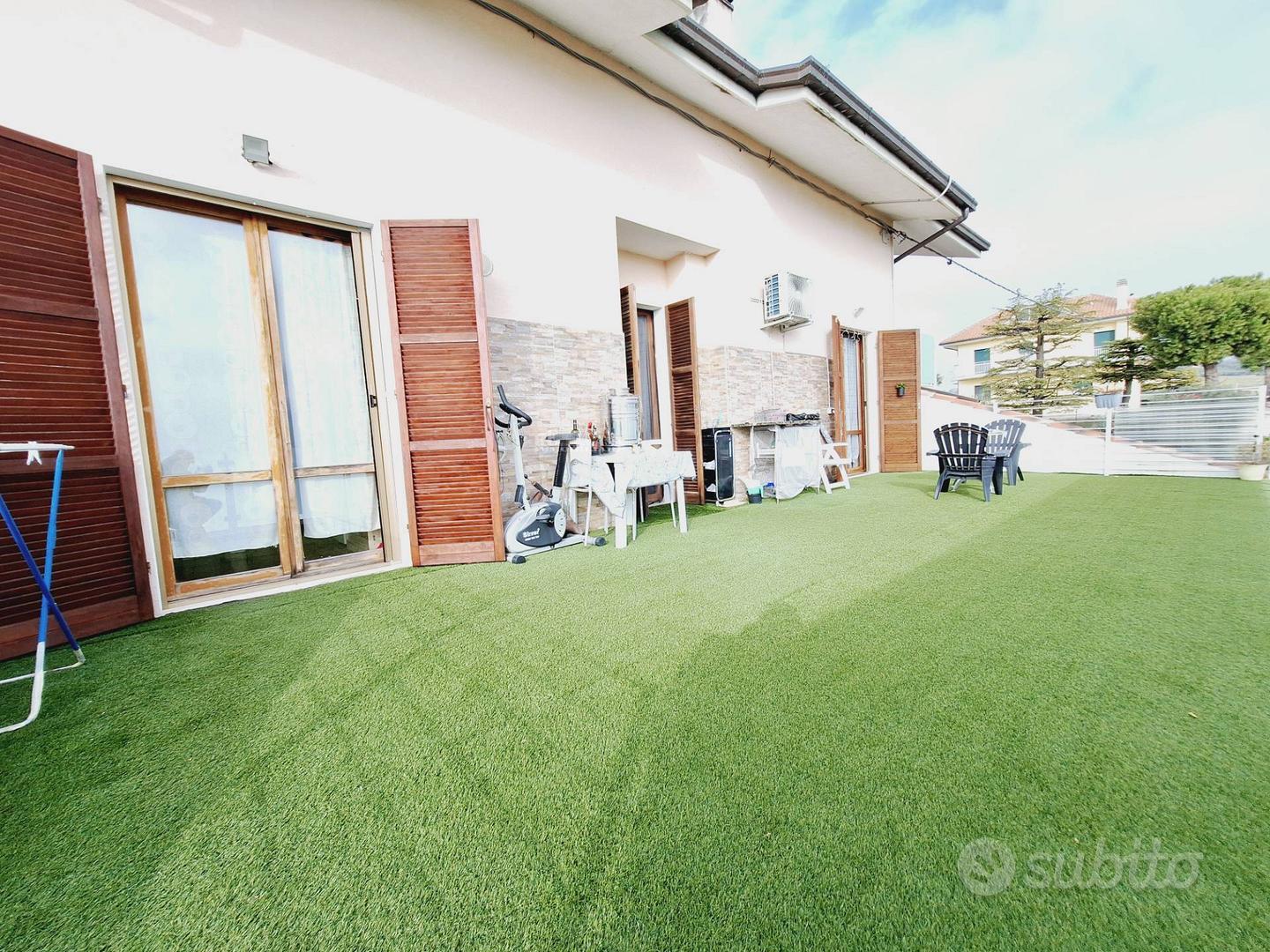 Villa - Monteprandone - Vista 4