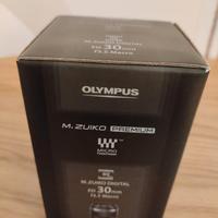 Olympus 30mm Macro f3.5